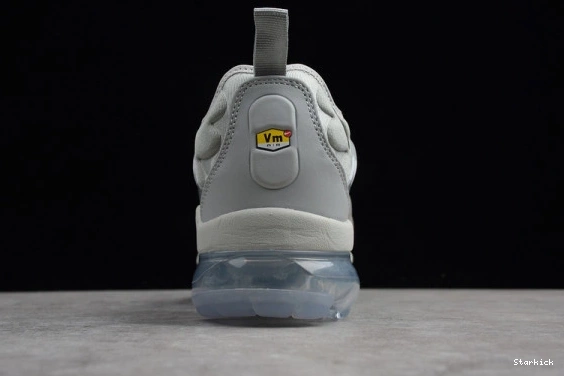 GREY VAPORMAX SILVER PLUS OG00160 DARK WOLF 0311